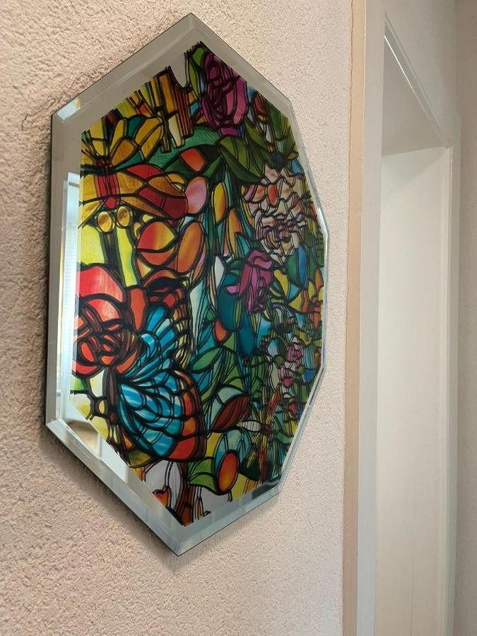 Appartement Luna Avec Parking Couvert Prive Le Locle Luaran gambar