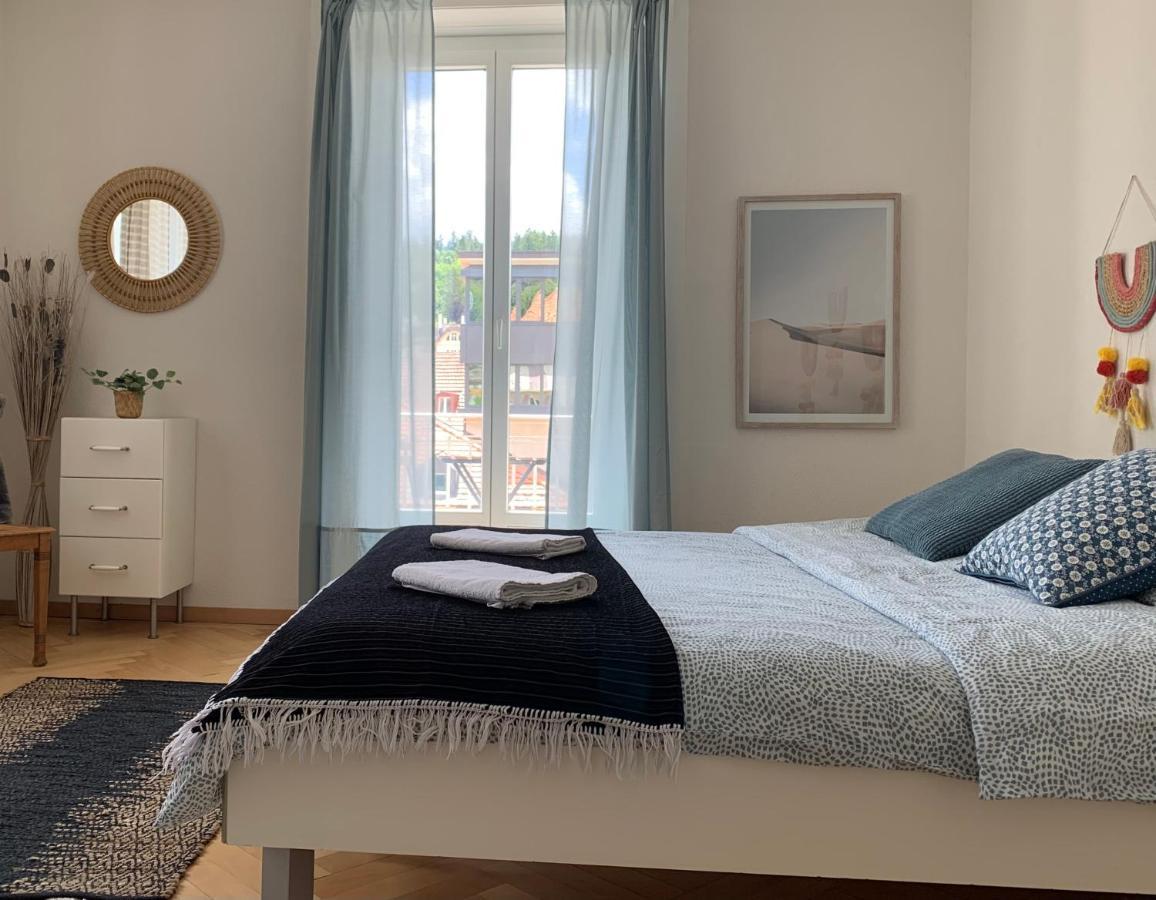 Appartement Luna Avec Parking Couvert Prive Le Locle Luaran gambar